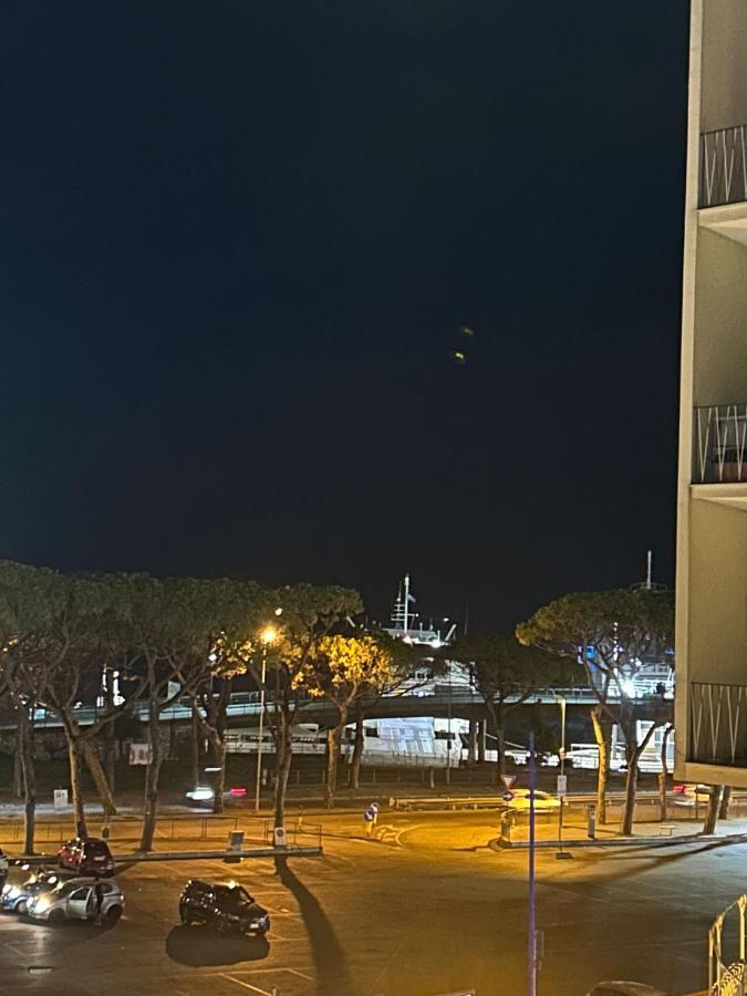 Holiday House Maurizio Formia Buitenkant foto