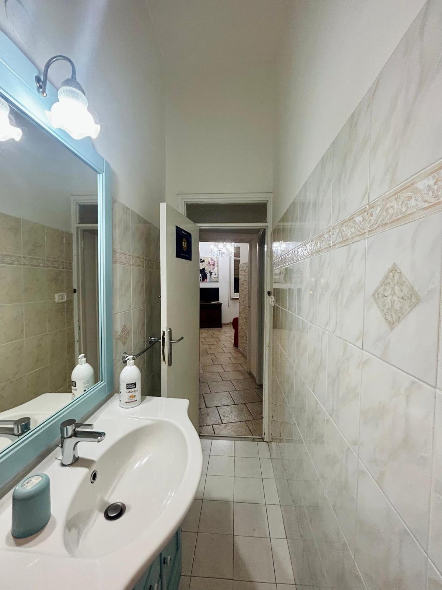 Holiday House Maurizio Formia Buitenkant foto