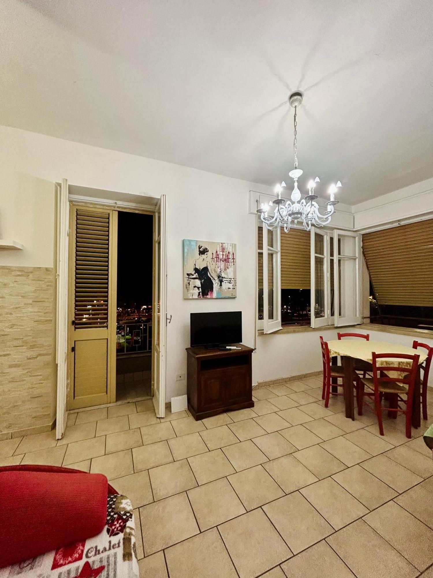 Holiday House Maurizio Formia Buitenkant foto